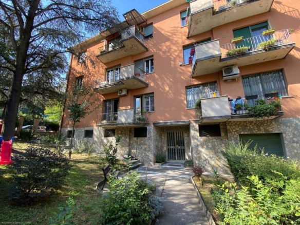 Appartamento con 2 camere – Via Tagliacozzi